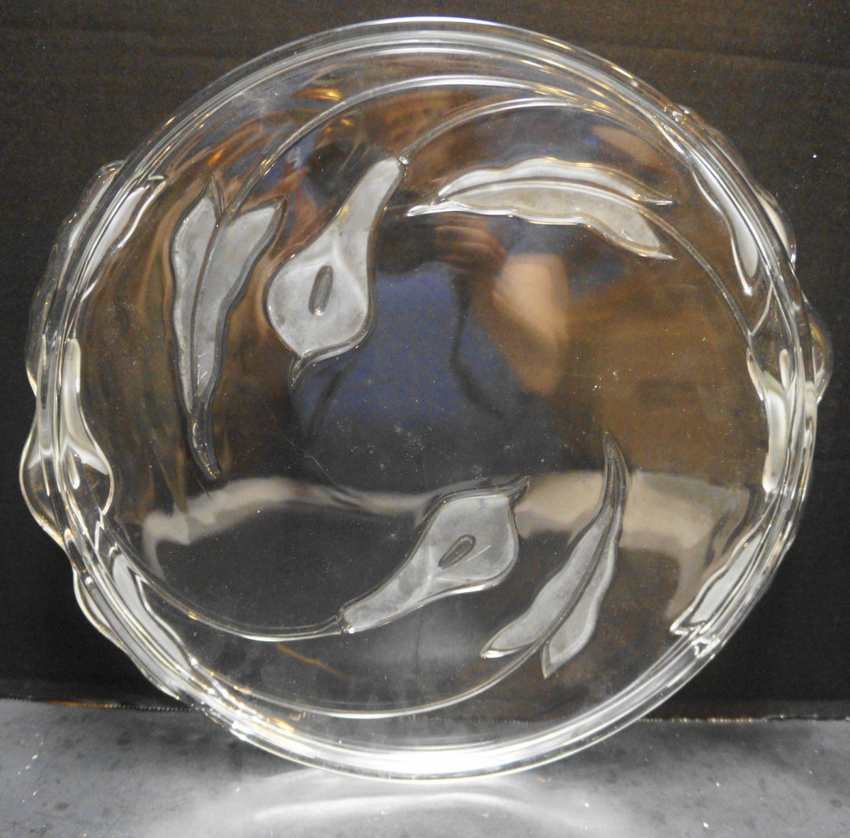 Mikasa Flair Crystal Frosted Calla Lily Cake Plate Platter