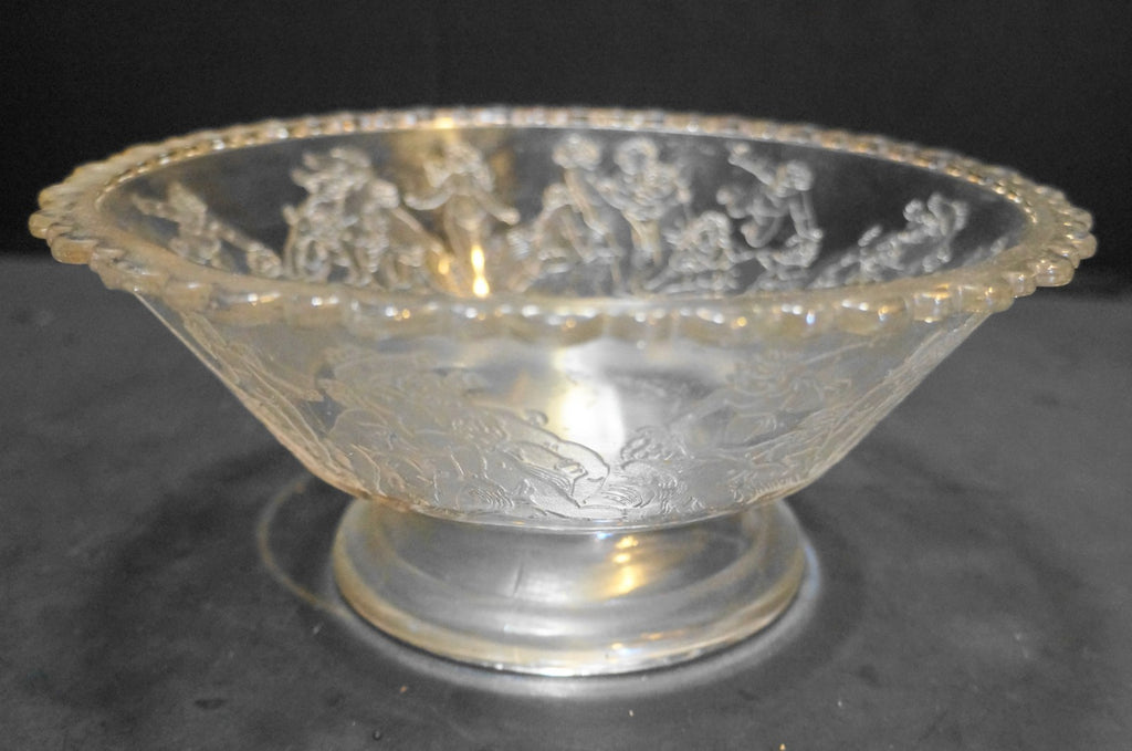 Cupids Cupid Hunt Bryce Glass Serving Bowl Footed Compote EAPG