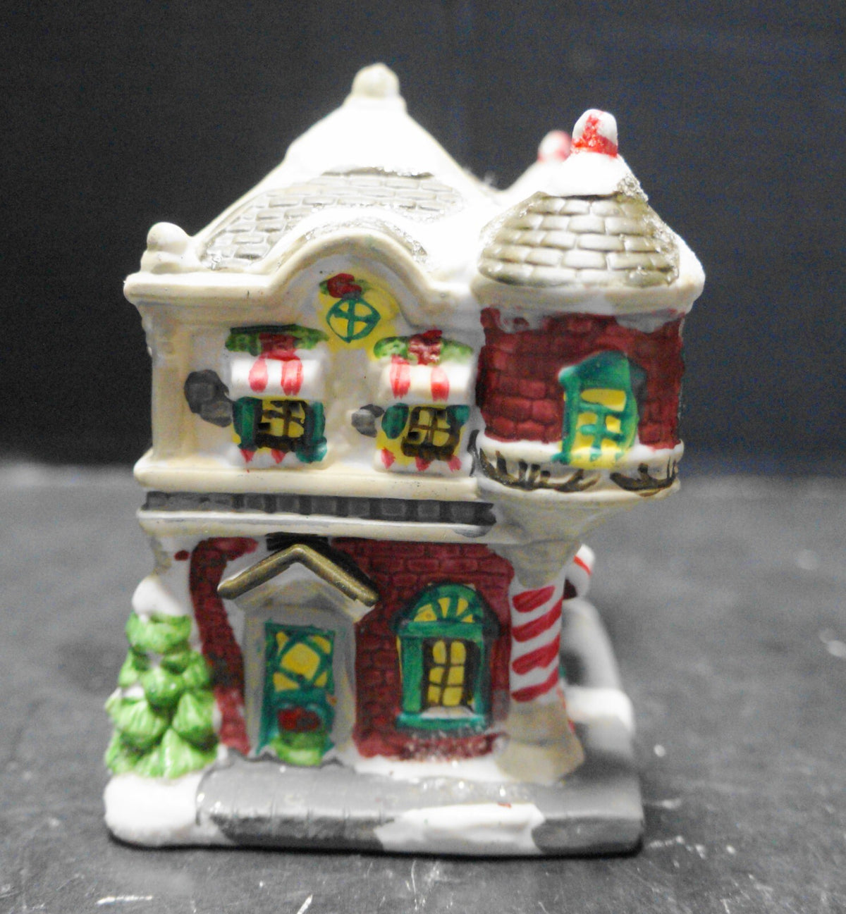 Wellington Square 2004 Christmas Village Victorian Candy Shop Lamp No Light