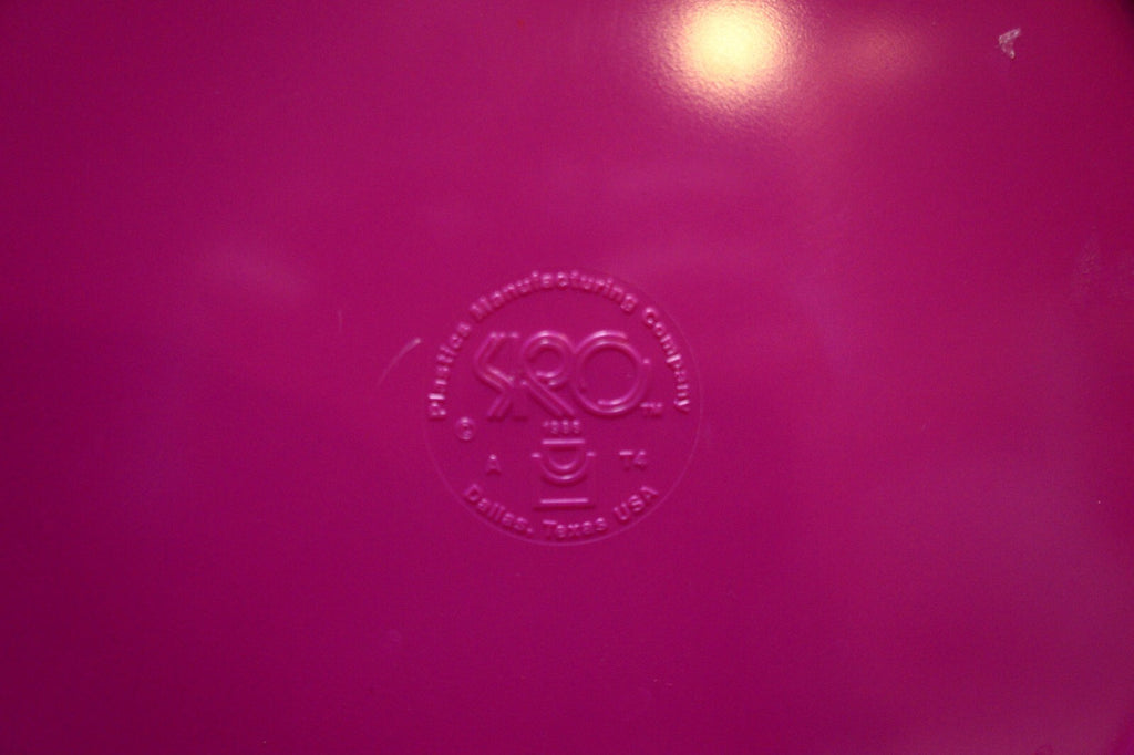 SRO Dallas Texas Plastics Manufacturing Co Hot Pink Round Platter 1980s