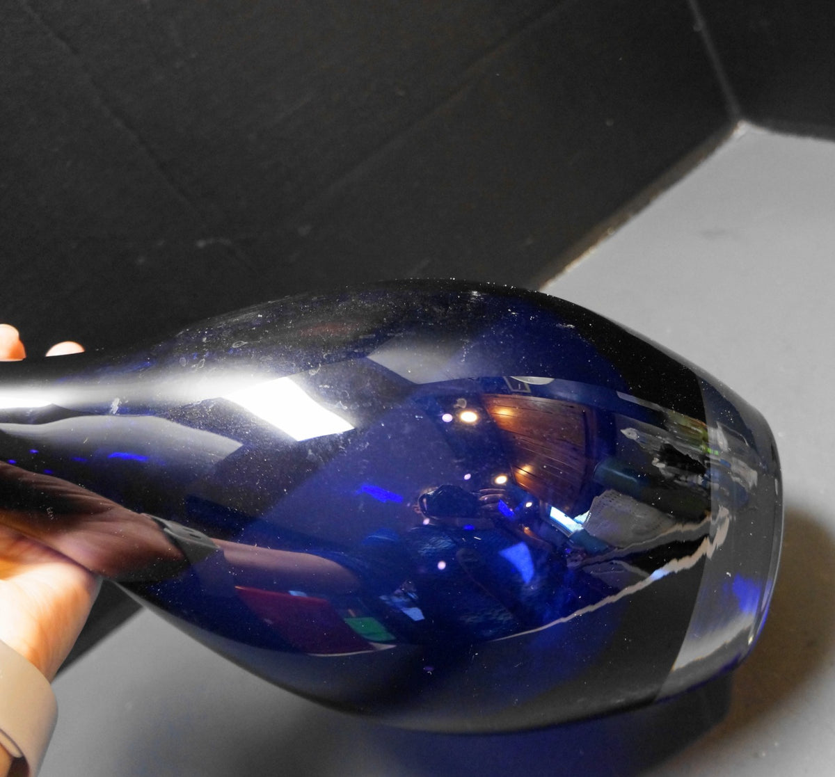 Crate and Barrel Diva Poland Art Glass Amethyst Deep Purple Vase