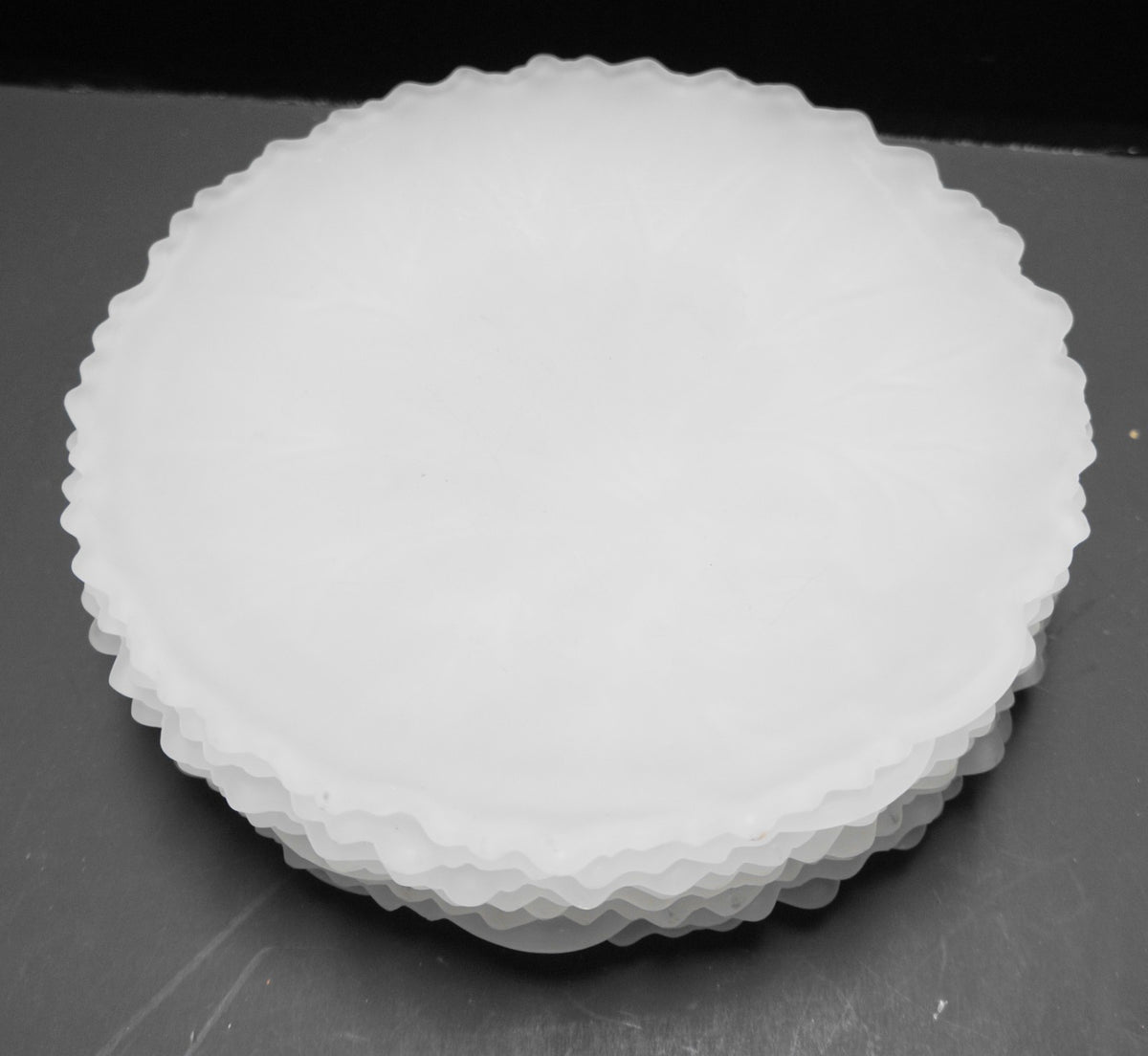 Indiana Pebble Leaf Frosted Satin Glass Luncheon Salad Plates