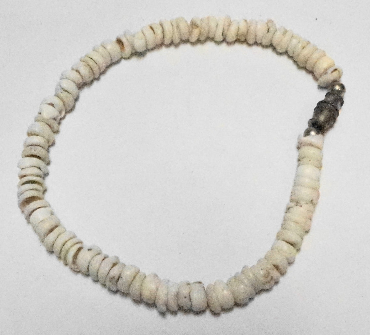 Hawaii Puka Shell White Bead Bracelet Barrel Clasp