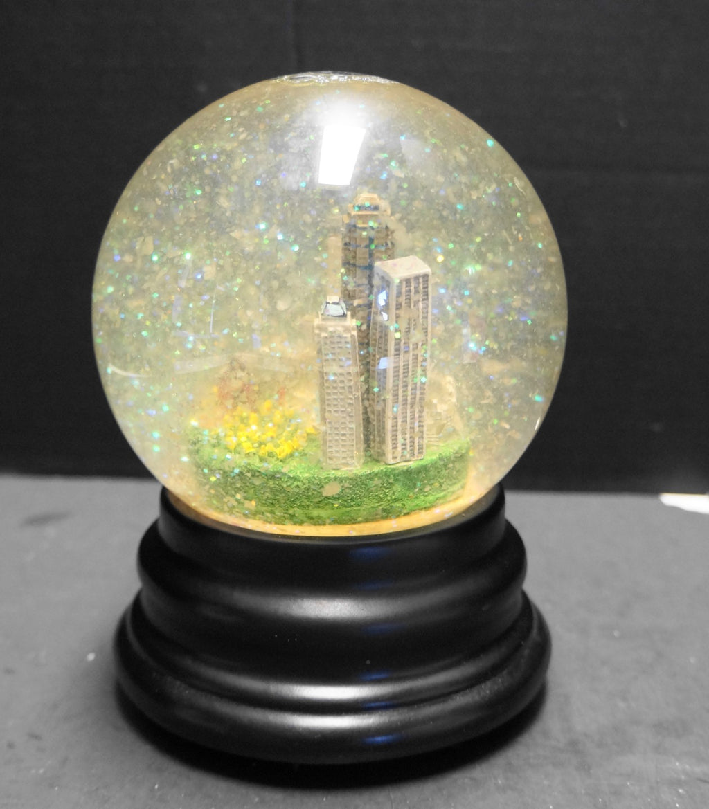 Saks Fifth Avenue Cityscape Snow Globe Indianapolis Music Box