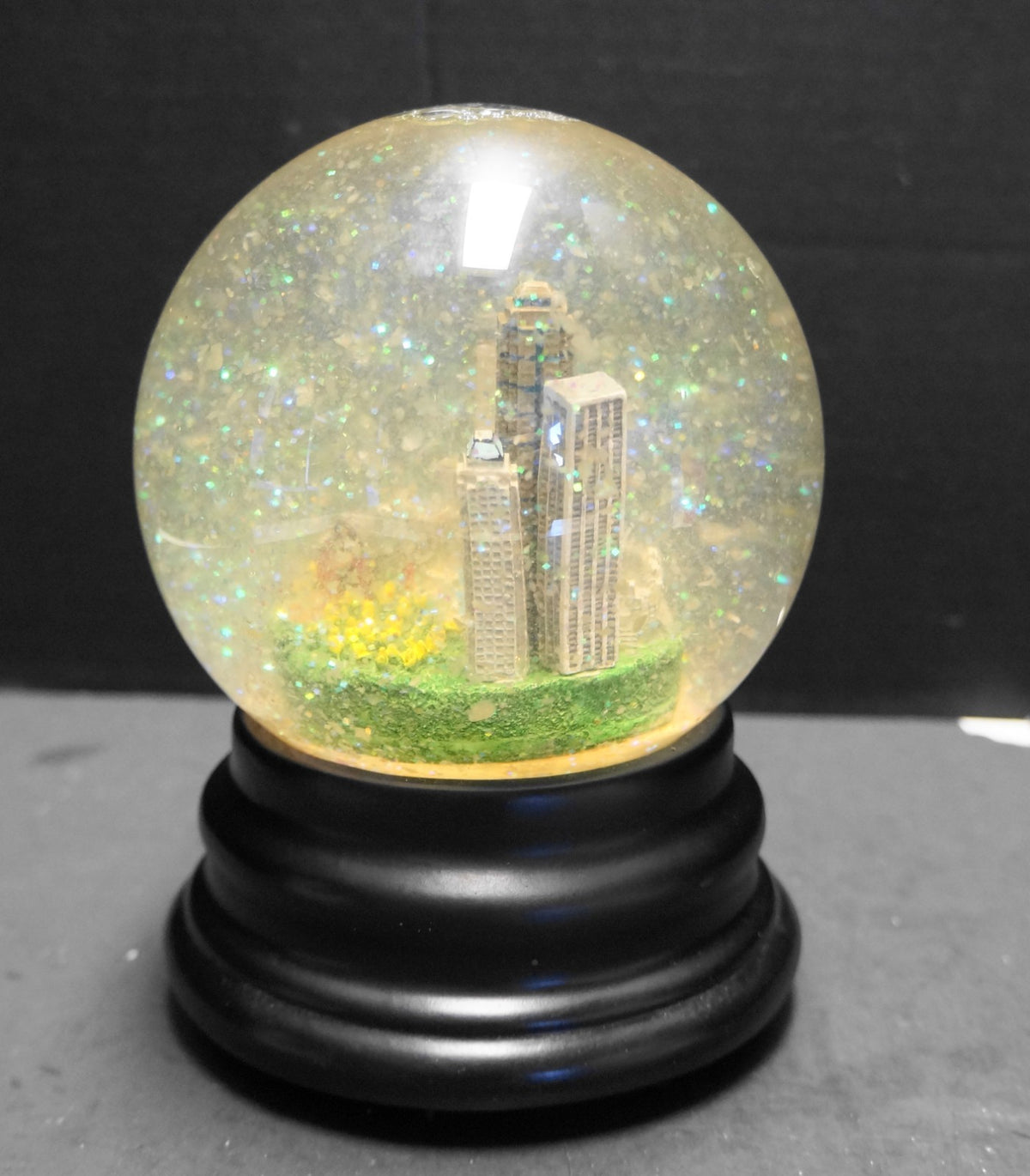 Saks Fifth Avenue Cityscape Snow Globe Indianapolis Music Box