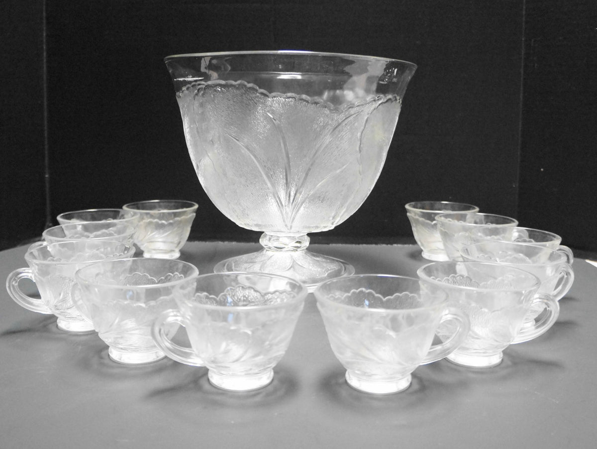 Indiana Glass Pebble Leaf Clear Glass Punch Set Footed Bowl 12 Cups