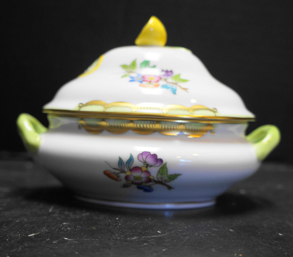 Herend Queen Victoria Green Trim Butterflies Flowers Mini Tureen Lemon Knob
