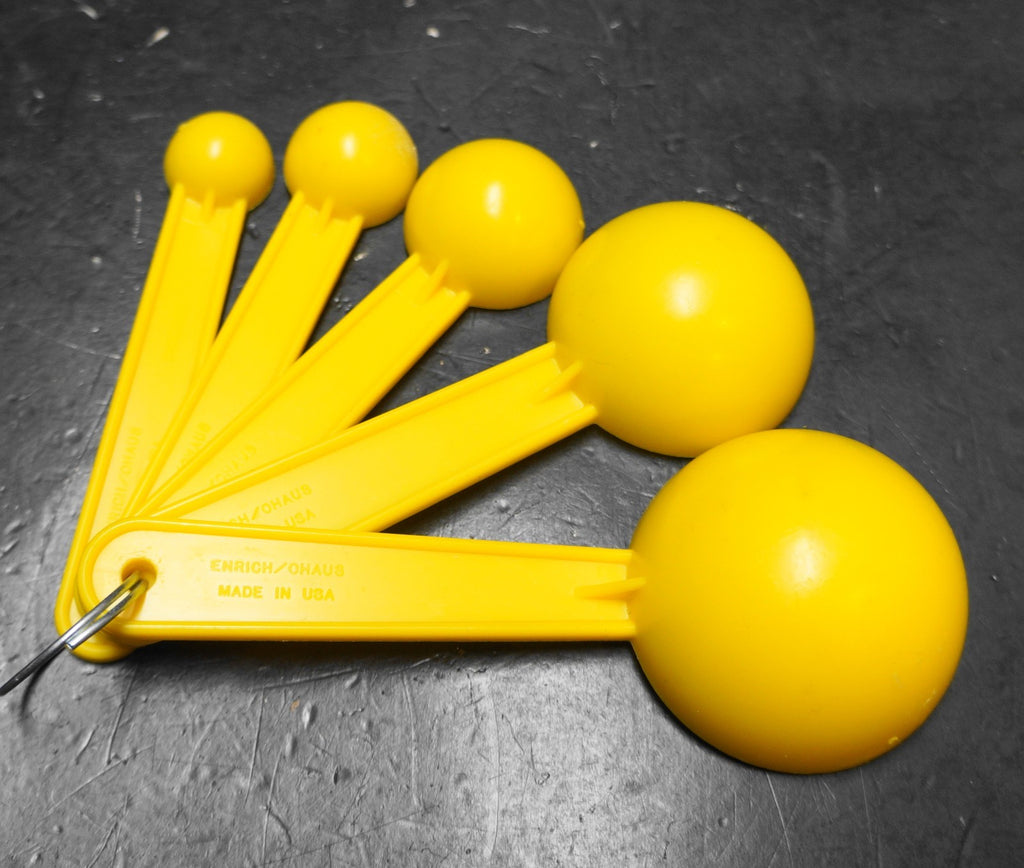 Enrich Ohaus Yellow Plastic Metric Measuring Spoons