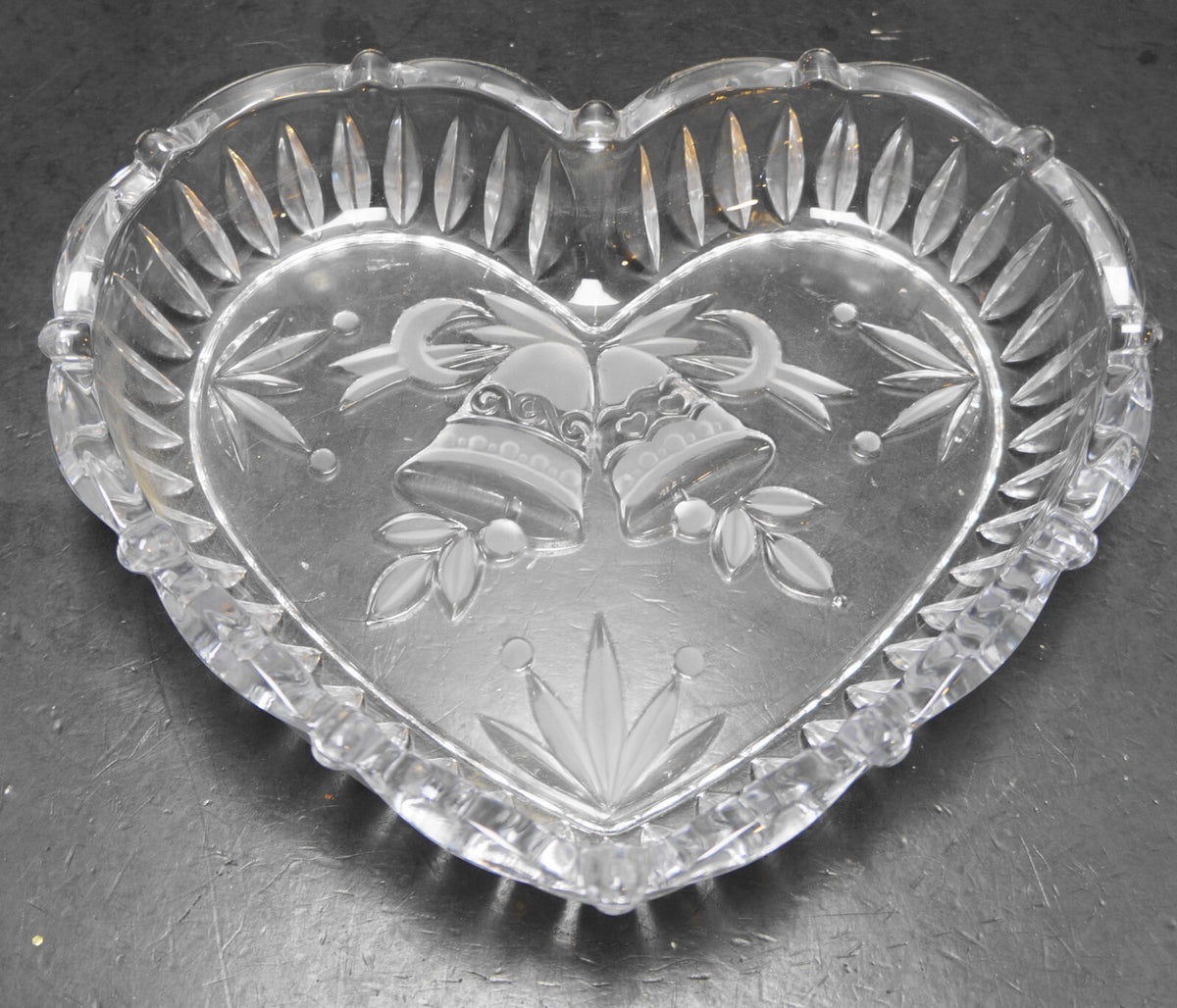 Studio Nova Crystal Heart Dish Frosted Wedding Christmas Bells