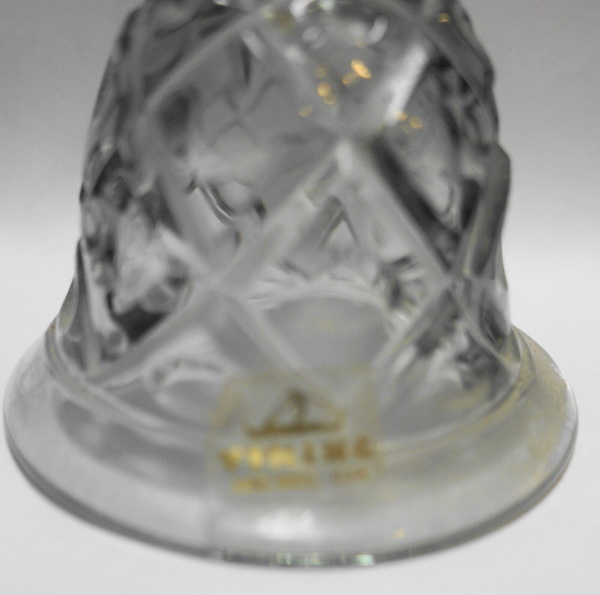 Viking Diamond Thumbprint Light Gray Glass With Sticker