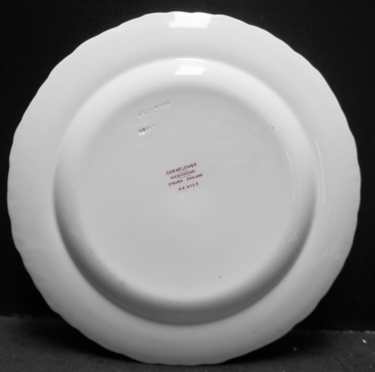 Wedgwood Cornflower Shelledge Dinner Plate