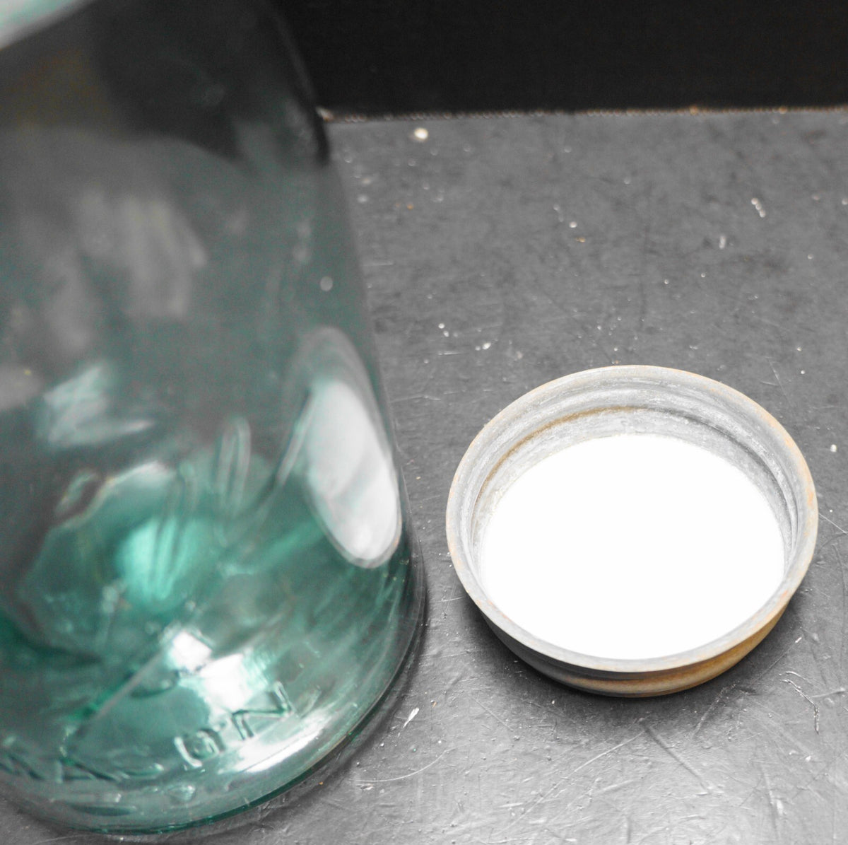 Ball Mason Slope Shoulder Zinc Lid Quart Jar 1910-1923