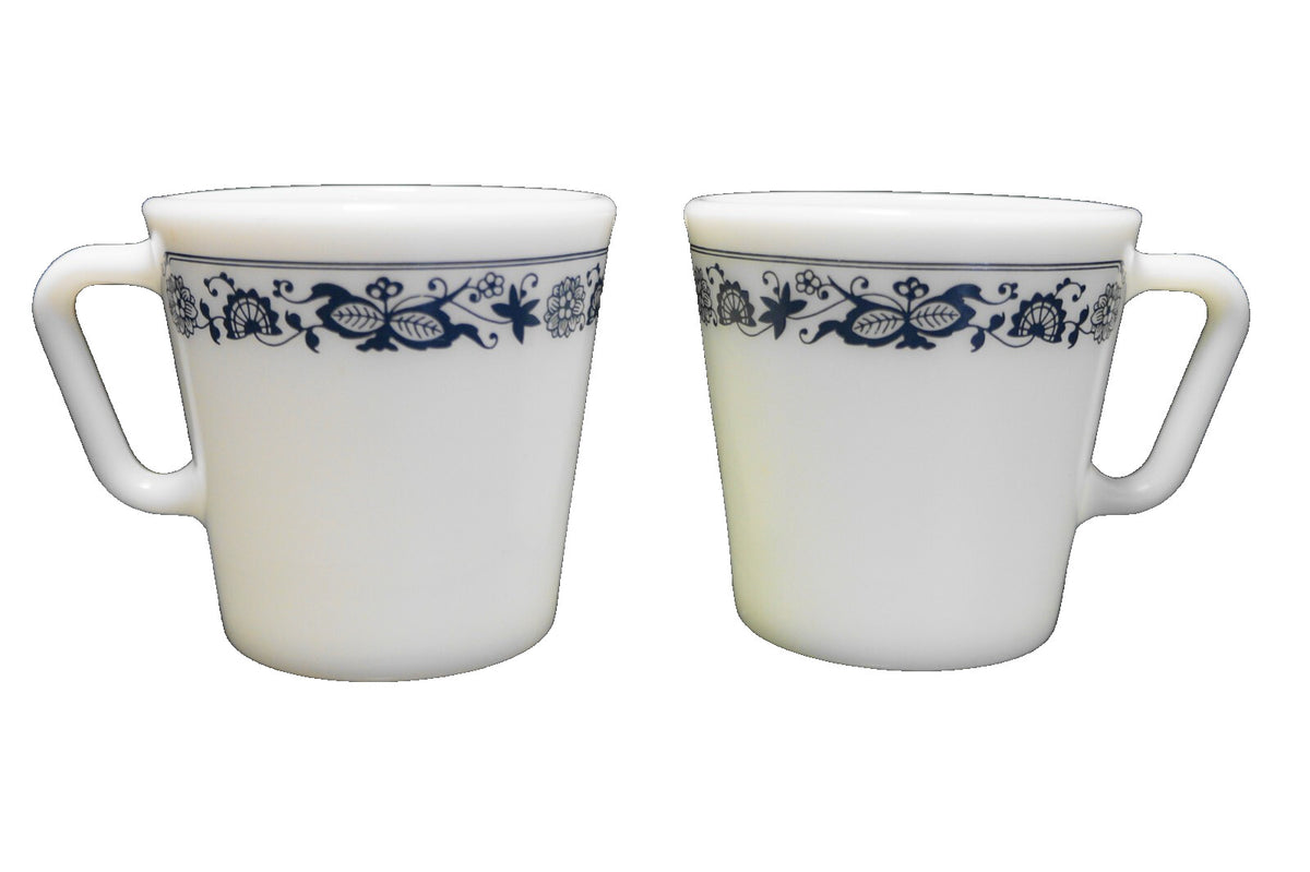 Pyrex Corning Old Town Blue Onion Mugs Pair