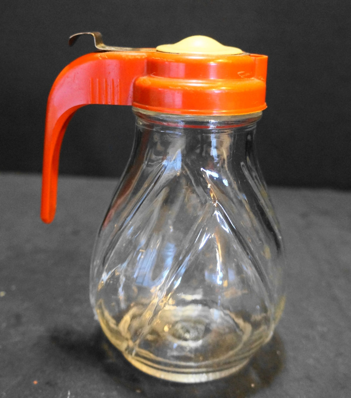 Pal Dispenser No Drip Syrup Clear Tulip Glass Red Cream Plastic Lid