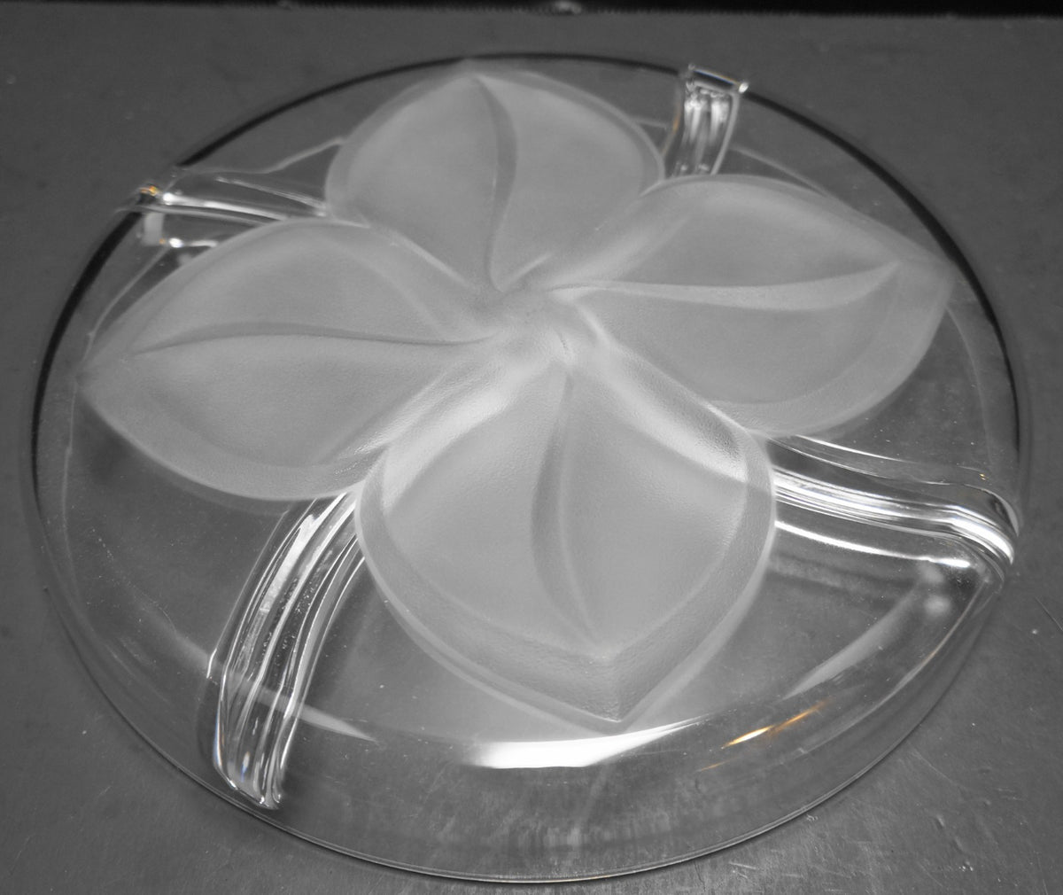 Cristal d'Arques Florence Crystal 9" Divided Relish Tray
