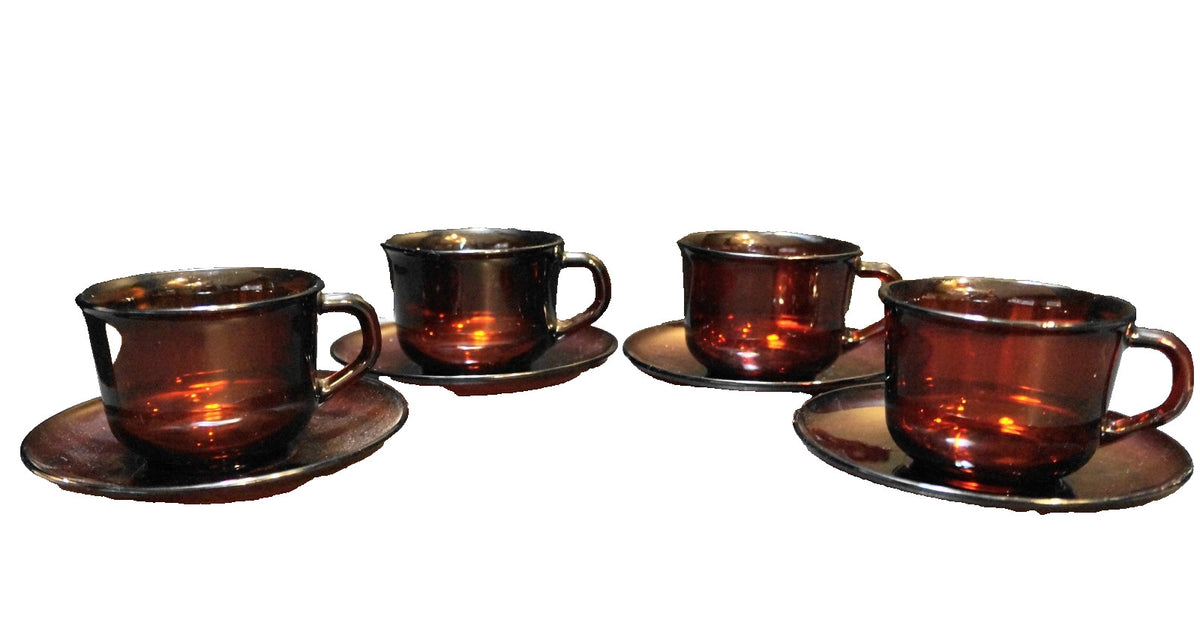 Arcoroc Classique Ruby Red Cups & Saucers 8 Pieces