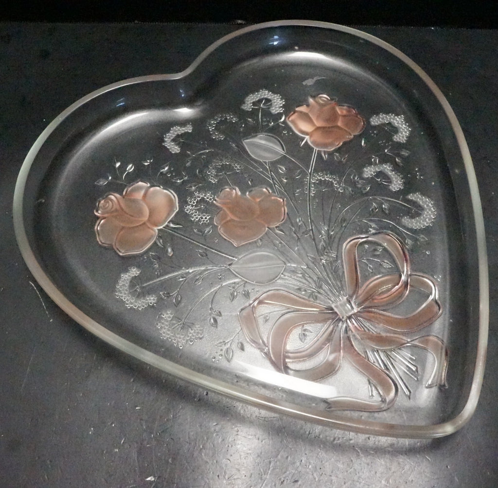 Mikasa Sweetheart Rose Pink Frosted Heart Crystal Tray