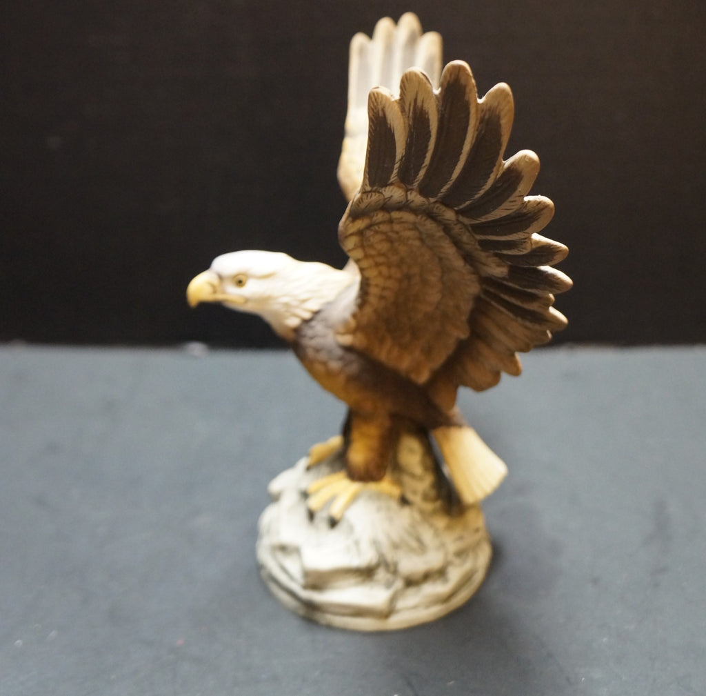 Andrea by Sadek Bald Eagle Bird Figurine