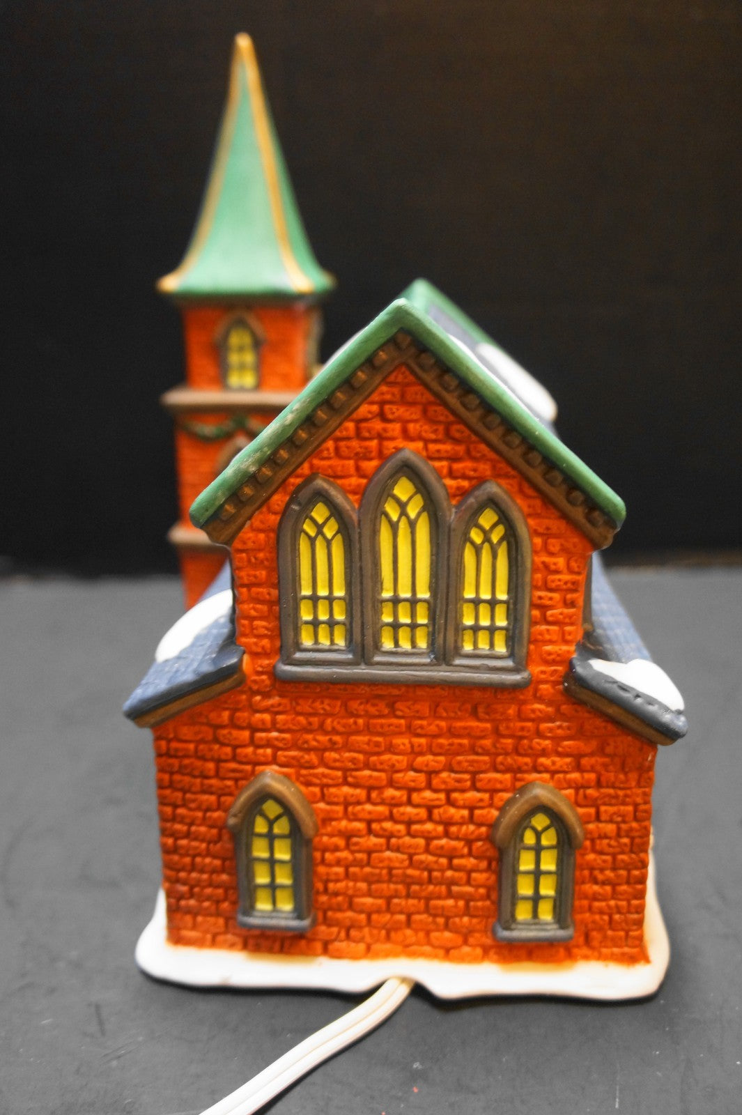 Galleria Red Brick Fine Porcelain Hand Painted Church Christmas Village Lamp