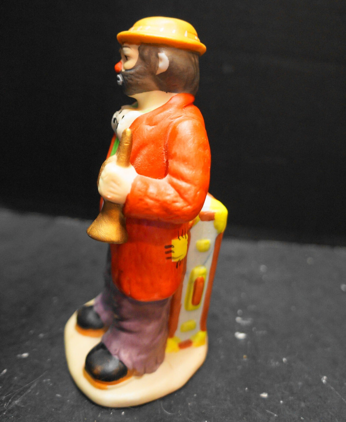 Emmett Kelly Flambro Clown Figurine Trumpet Suitcase