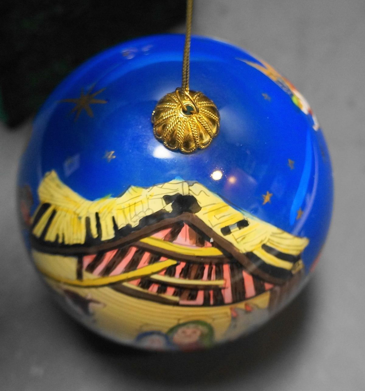 Pier 1 Le Bien Reverse Painted Holy Family Sacred Nativity Glass Ball Ornament 2