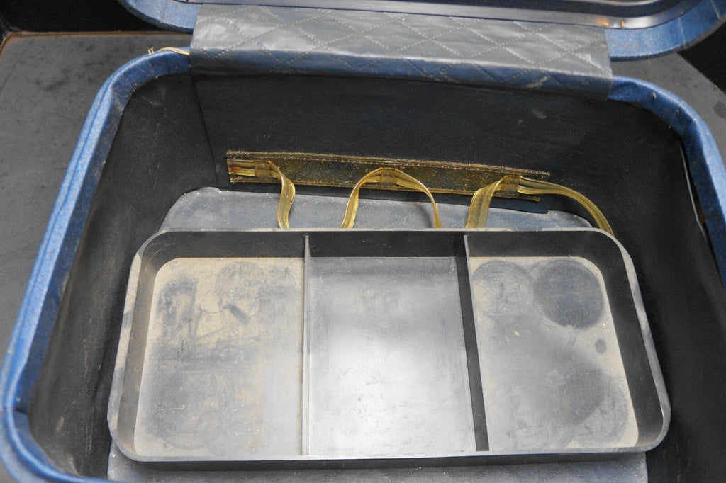 JC Higgins Fine Luggage Blue Hardside Train Case Brass Fittings
