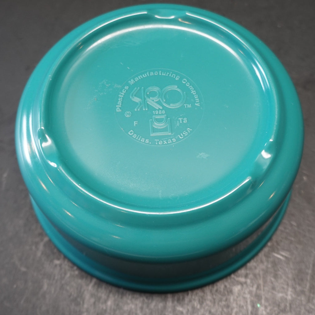 SRO Dallas Texas Plastics Manufacturing Co Green Cereal Soup Bowl 5 3/8 IN