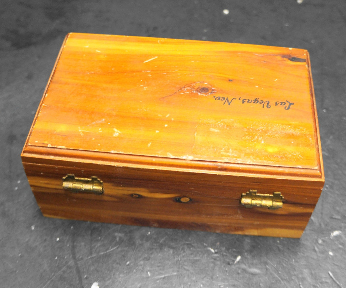 Las Vegas, Nevada Souvenir Small Cedar Trinket Box Wood
