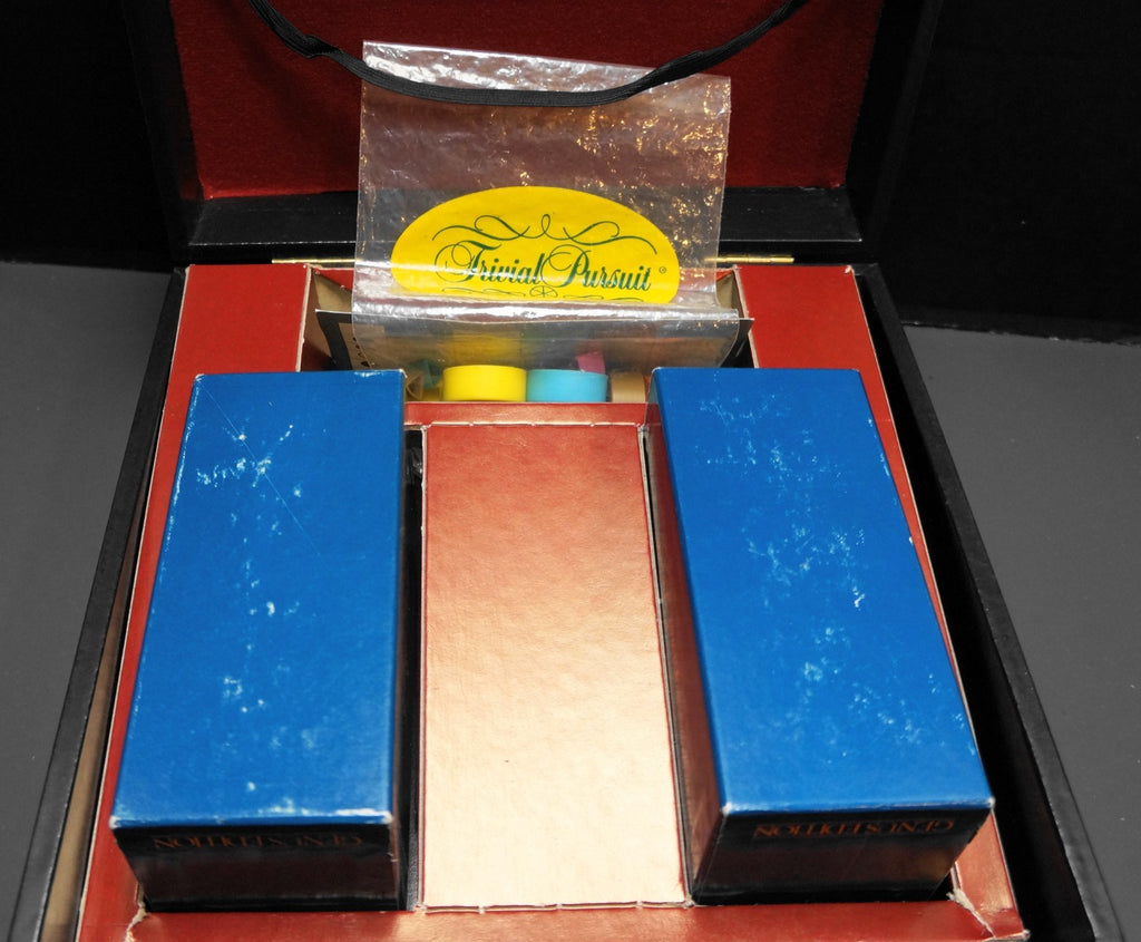 Trivial Pursuit Trunk For Trivia Edition 1981 Vintage