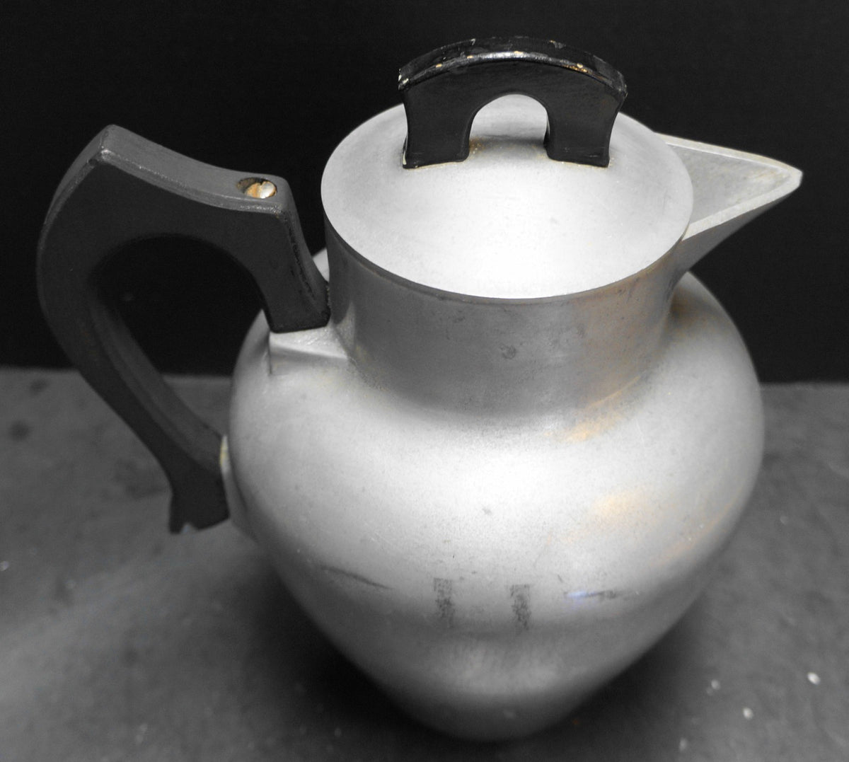 Banner Cook Ware Cast Aluminum Coffee Pot Wood Handles