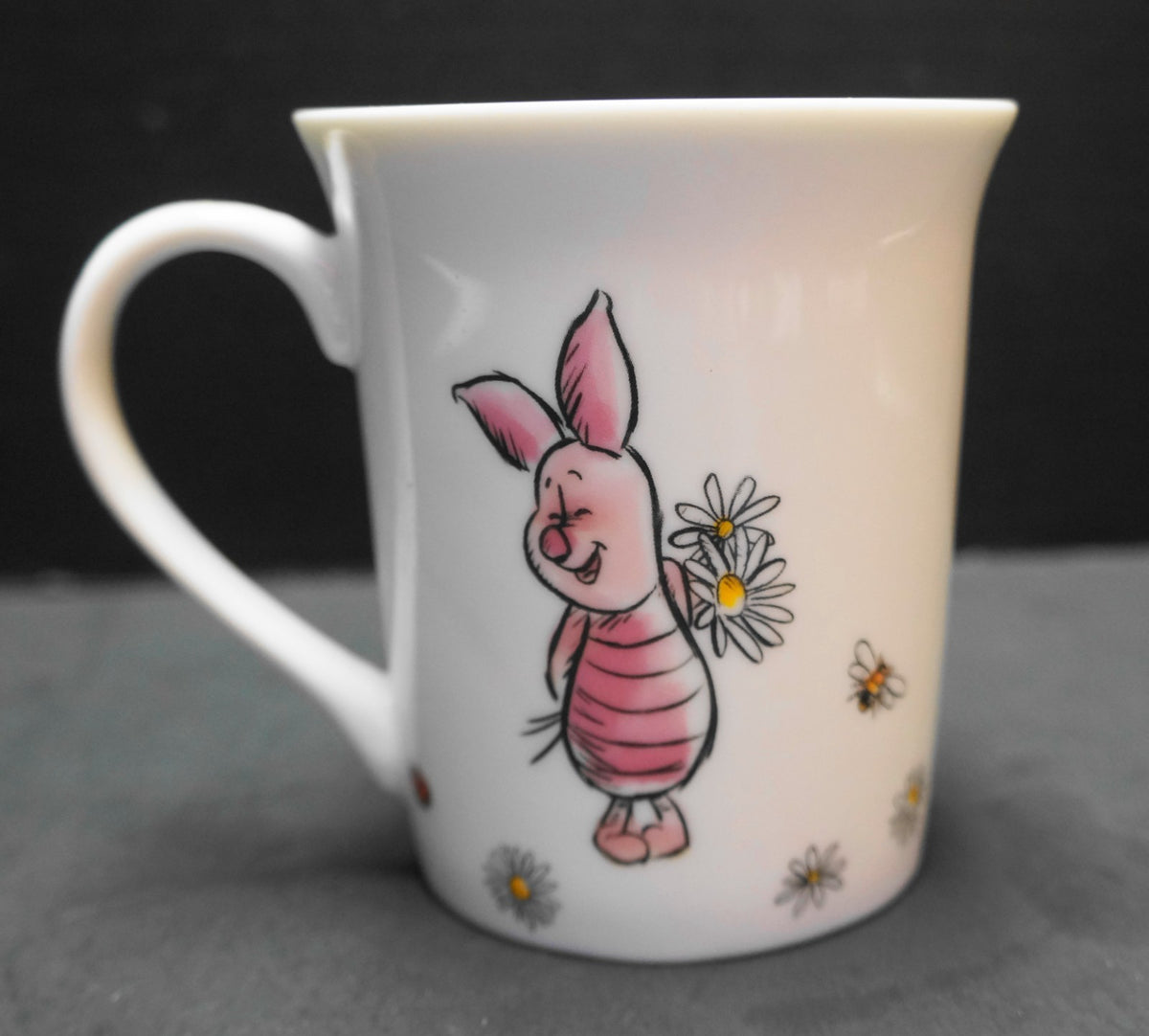 Pooh Piglet Disney Daisy Chain Porcelain Mug 2021