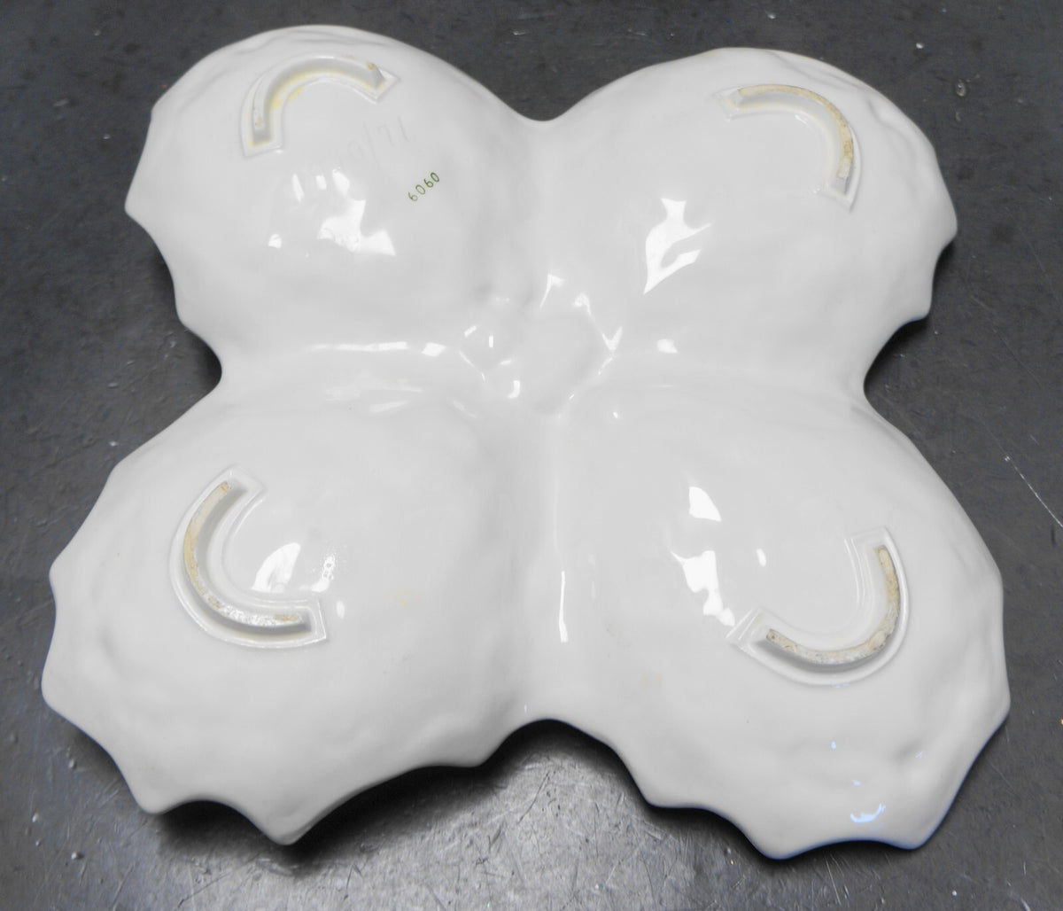 Lefton White Holly Berry 4 Part Relish Tray Center Handle
