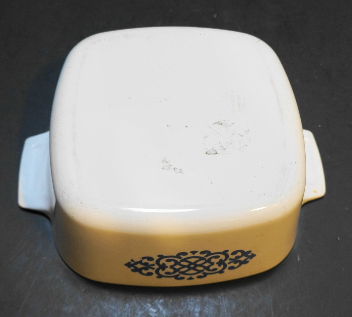 Corning Ware Shell Oil Medallion Blue 1 1/2 QT A-1 1/2-B Casserole No Lid