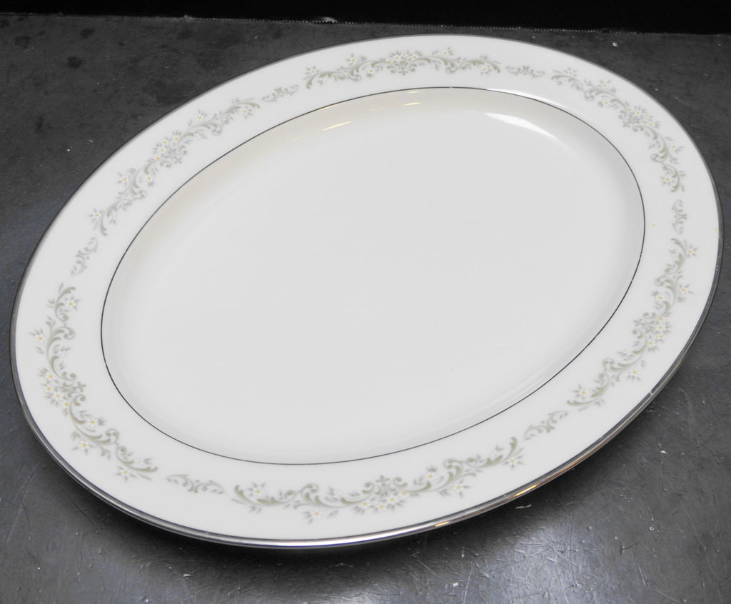 Noritake Parkridge Oval Platter White Daisies Gray Green Scrolls
