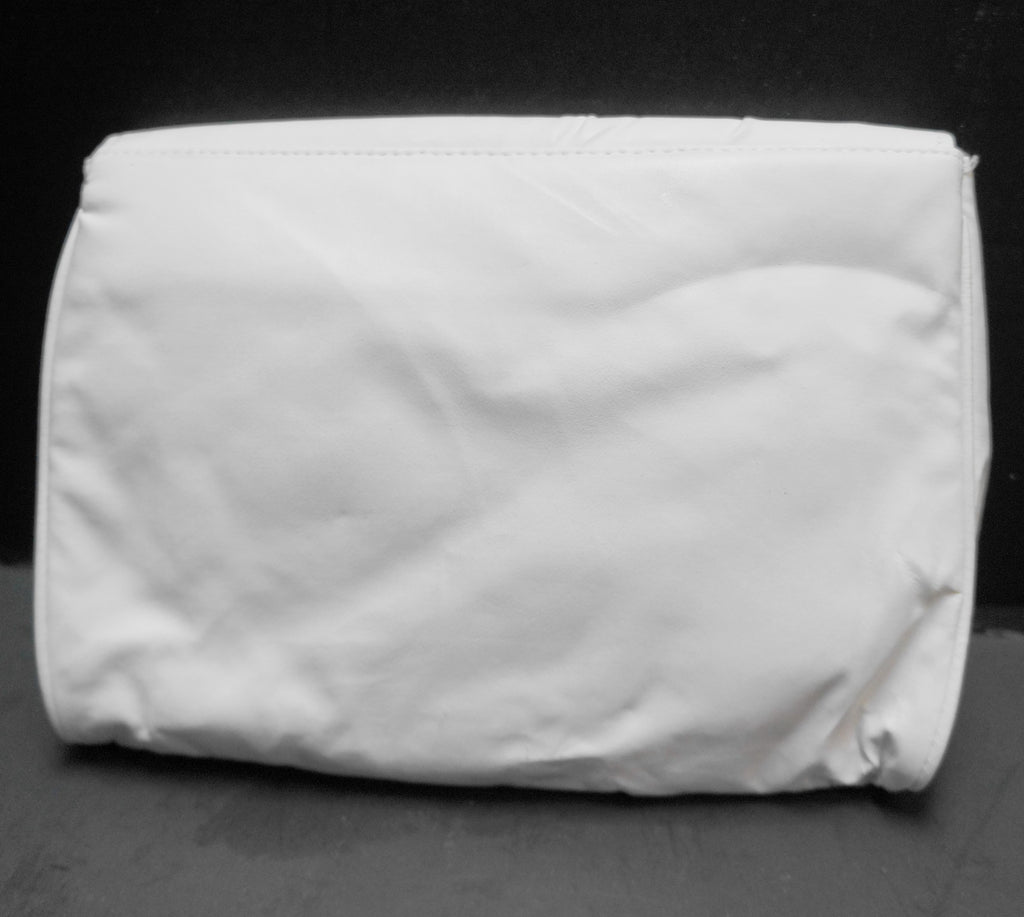 White Vinyl Faux Leather Clutch Purse Made in Taiwan 1980s