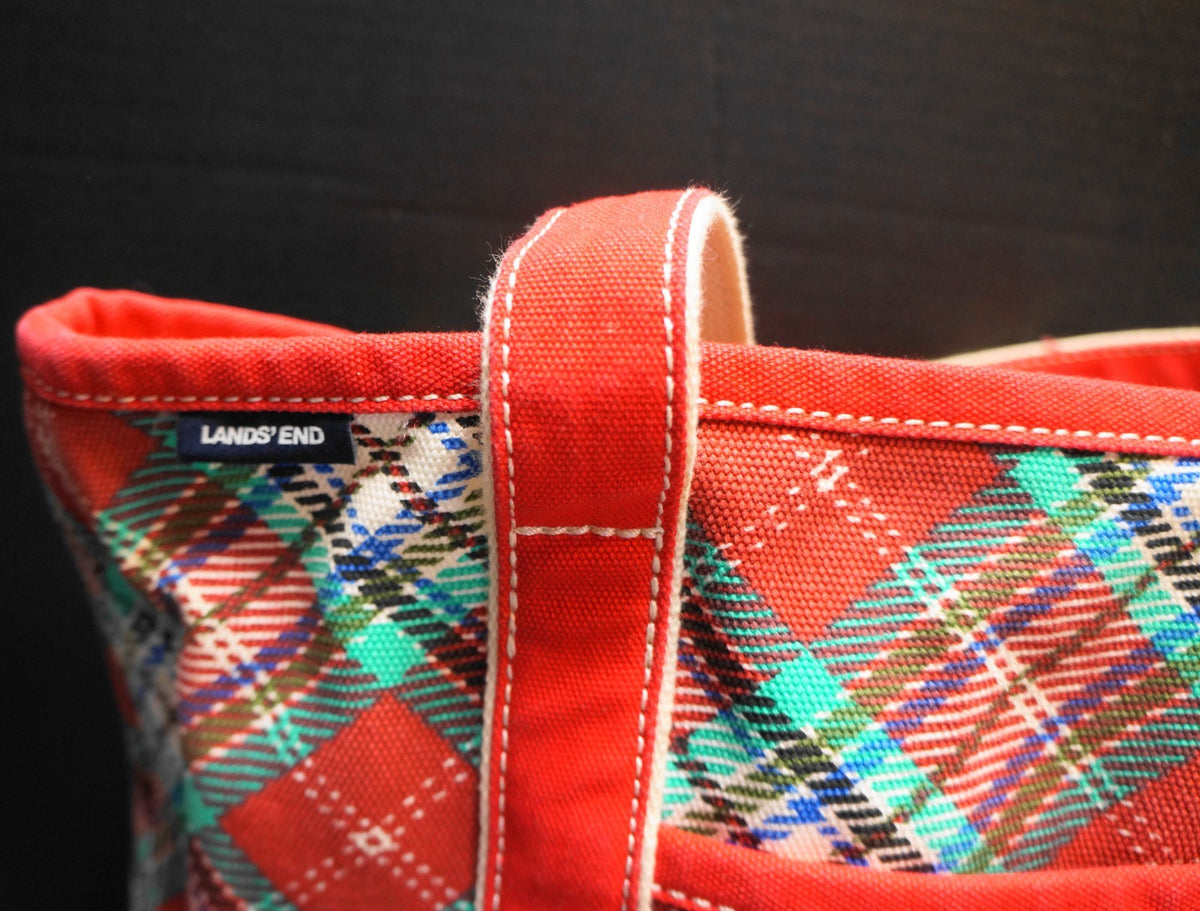 Land's End 5 Pocket Medium Canvas Tote Red Green Plaid Zip Top
