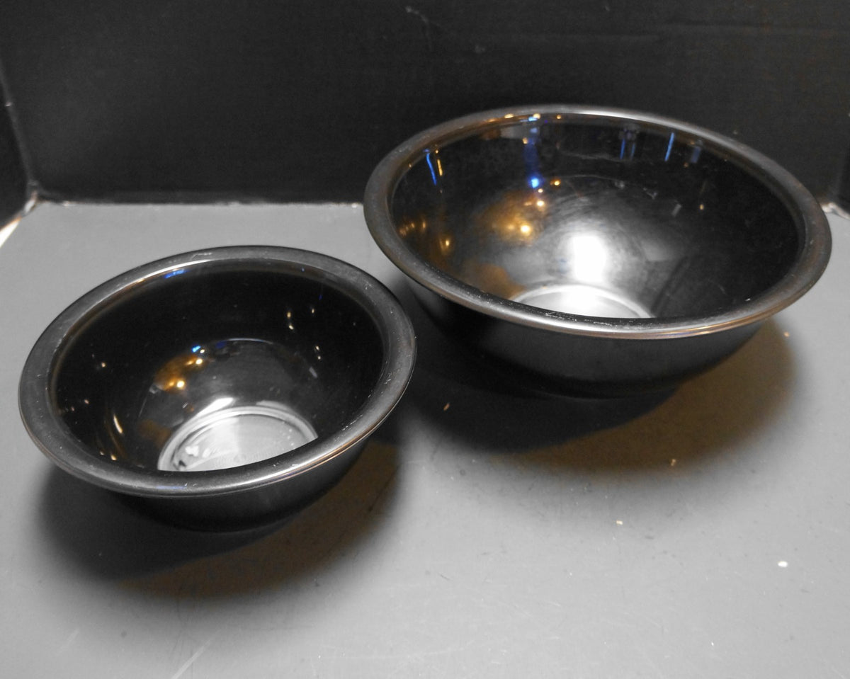 Pyrex Black on Clear 325 322 Mixing Bowls Pair