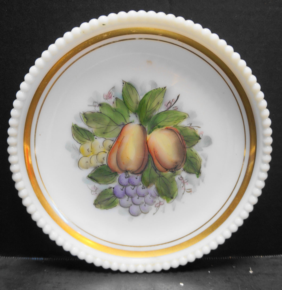 Charleton Fruit Beaded Edge Westmoreland Milk Glass Plate