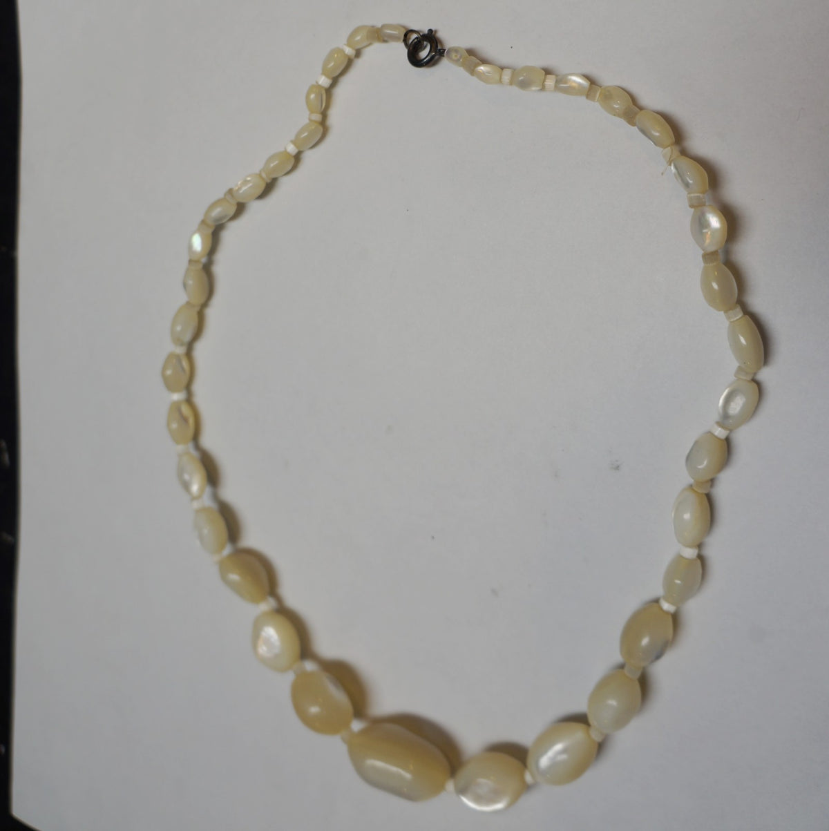 Mother of Pearl Hand Carved Oval Beads Art Deco Necklace 16"