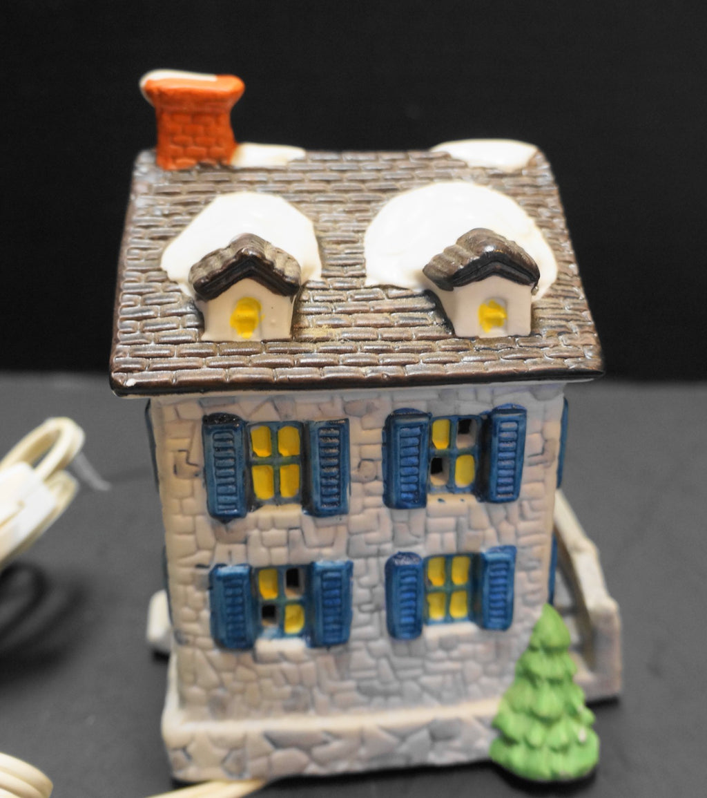 Americana Eagle Porcelain Hand Painted Christmas Collection Village Lamp