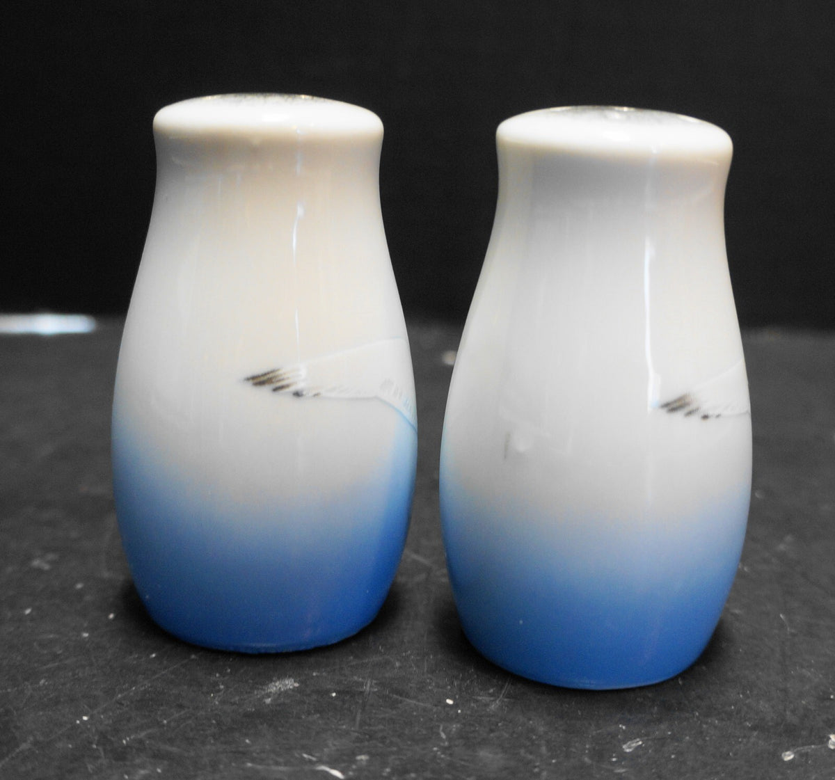 Blue White Seagull Salt Pepper Shakers Pair Japan