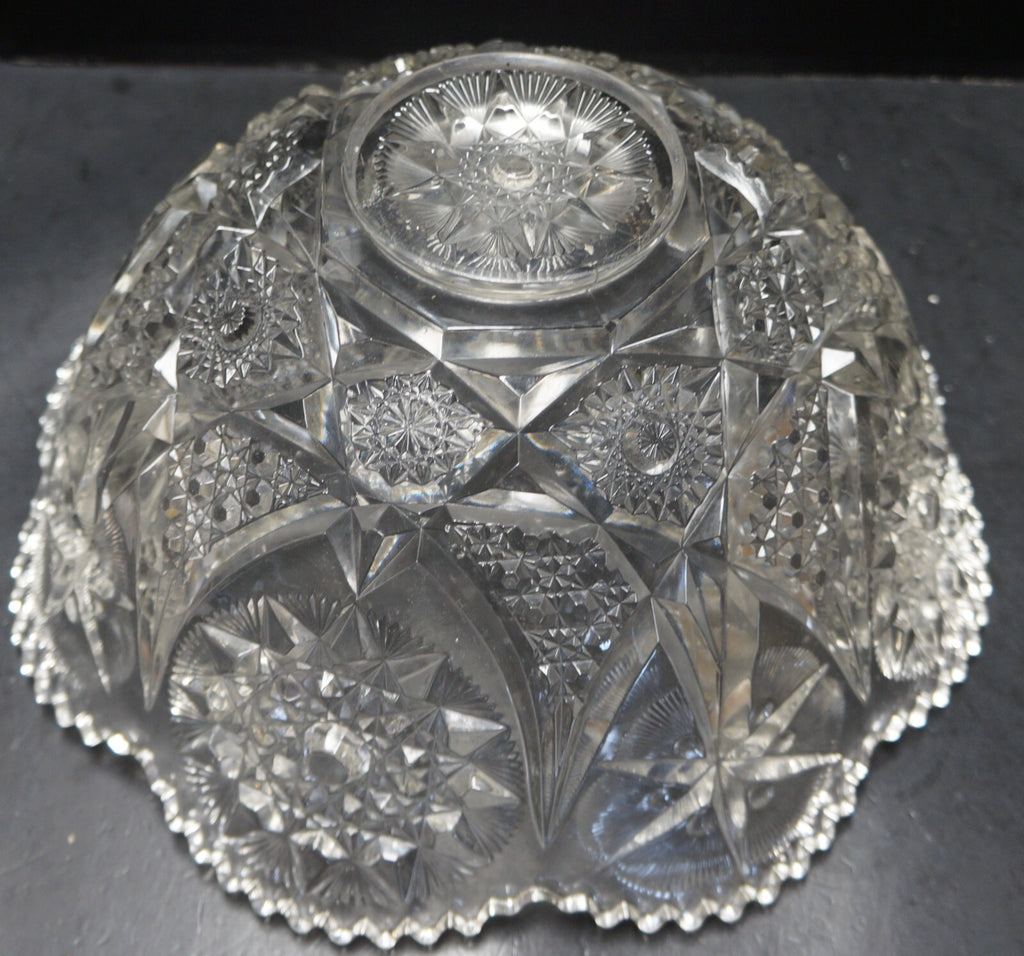 McKee Yutec EAPG Punch Bowl 13 1/2" Pres Cut