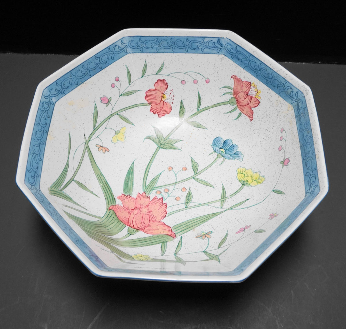 Andrea by Sadek Fleur de Chantilly Serving Bowl Octagon
