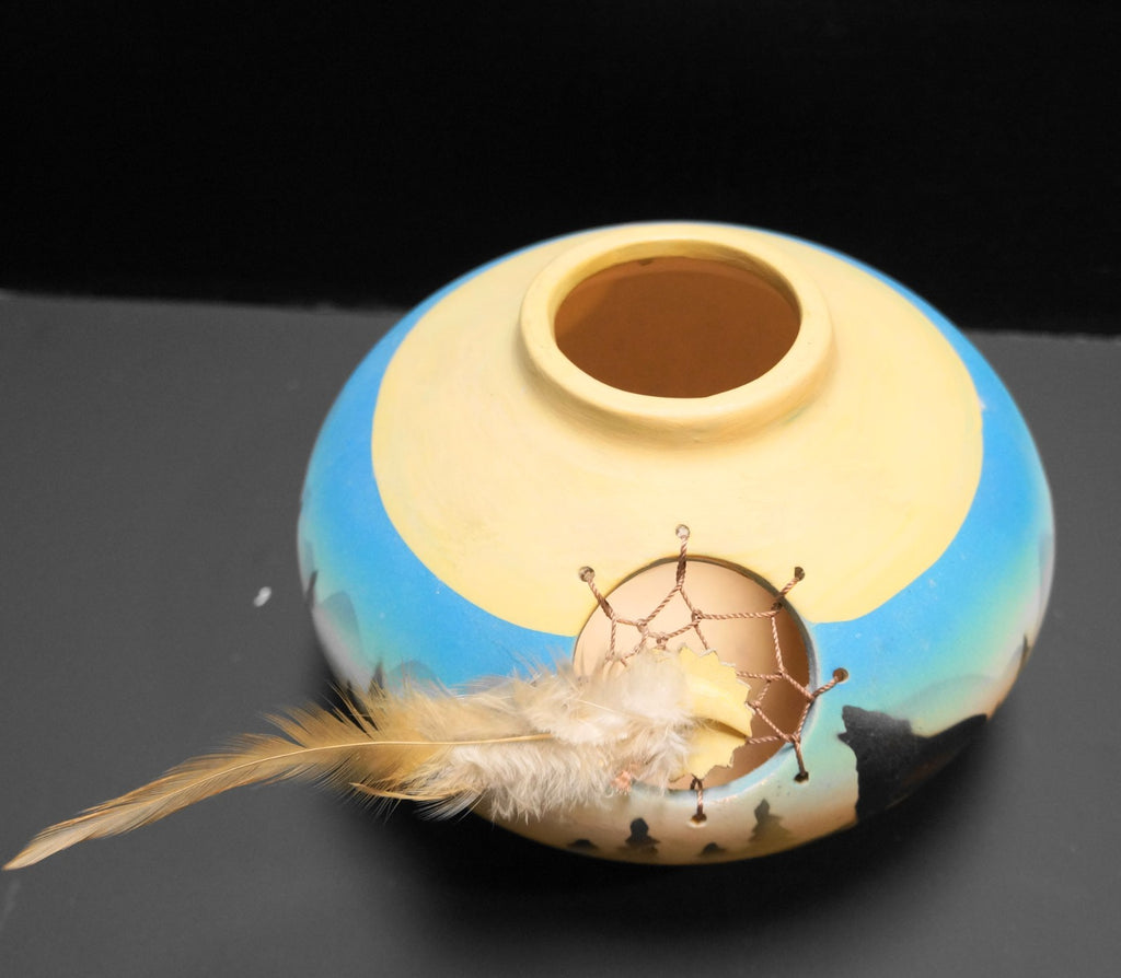 Southwestern Native American Squat Vase Airbrush Paint Wolf Bird Dreamcatcher