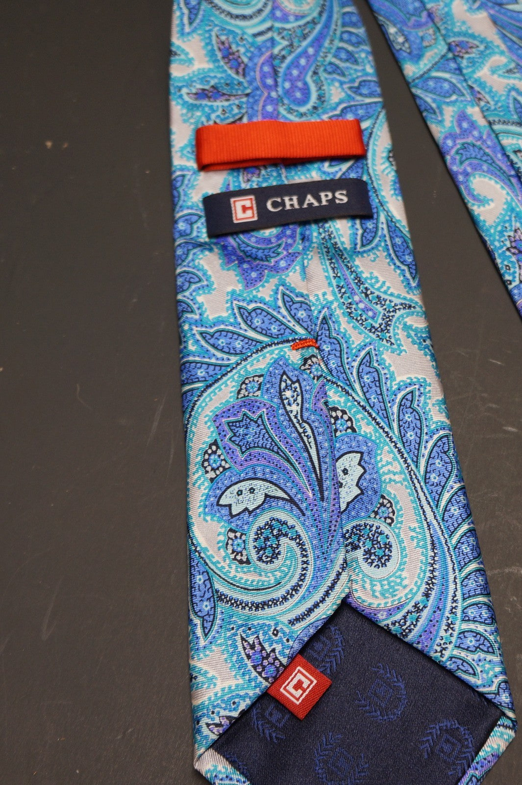 Chaps Bright Blue Purple Paisley Silk Tie Made in China 60 IN
