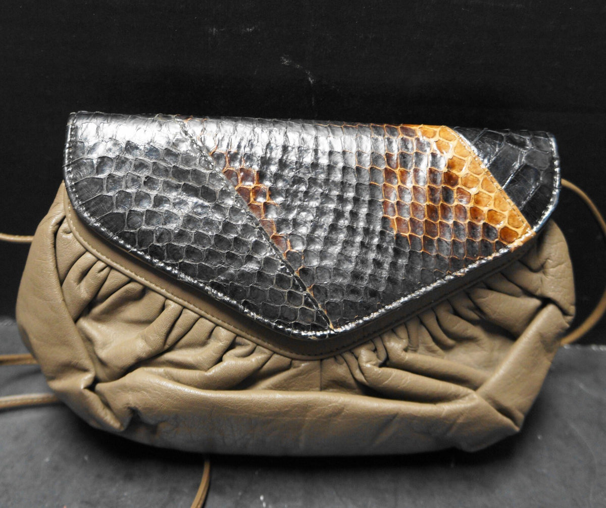 Snakeskin Flap Taupe Brown Leather Small 1980s Clutch Shoulder Bag