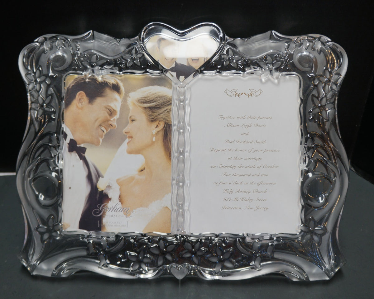 Gorham Crystal Sentimental Traditions Double Picture Frame Heart Flower Border