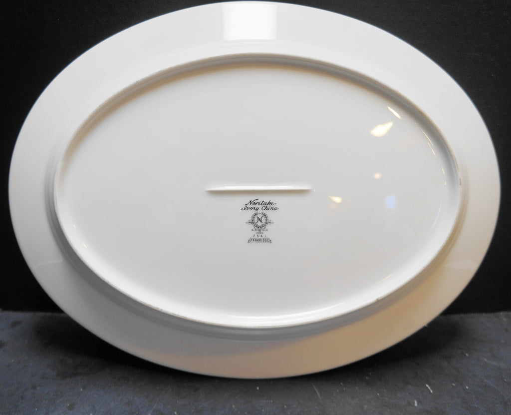 Noritake Parkridge Oval Platter White Daisies Gray Green Scrolls