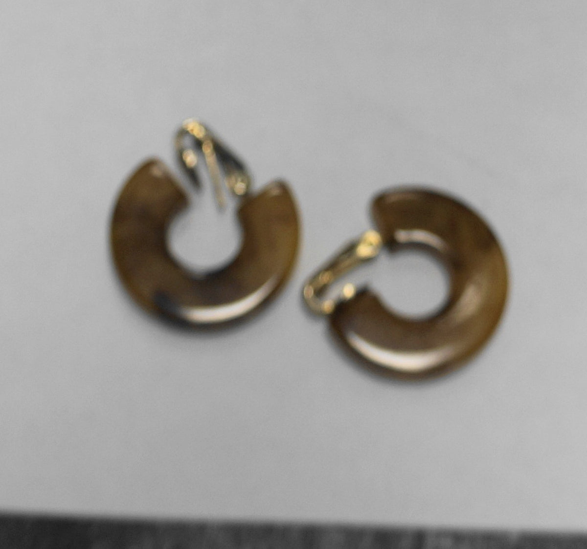 Butterscotch Amber Marbled Bakelite Hoop Earrings Clips