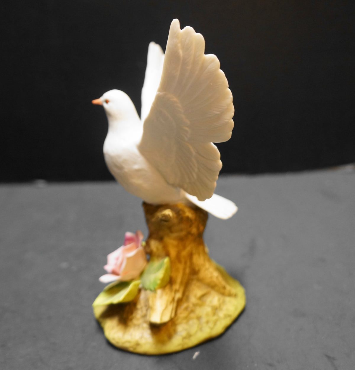 Andrea by Sadek White Dove Pink Rose 8042 Bird Figurine 1987